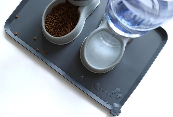 Hoki Found Large Silicone Pet Feeding Tray - Waterproof Dog Pet Cat Feeding Mat - Non Slip Pet Dog Cat Food Bowl Mats Placemat -Pet Water Mats for Carpet -Gray - PAWPICO