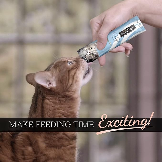 Fussie Cat Tuna with Ocean Fish Puree, lickable cat Treats, 0.5oz Pouch Pack of 4 - PAWPICO