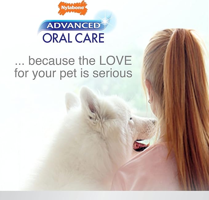 Nylabone Advanced Oral Care Dog Water Additive for Dental Care - Liquid Tartar Remover - Dog Breath Freshener & Teeth-Cleaning Liquid (32 oz.) Nylabone