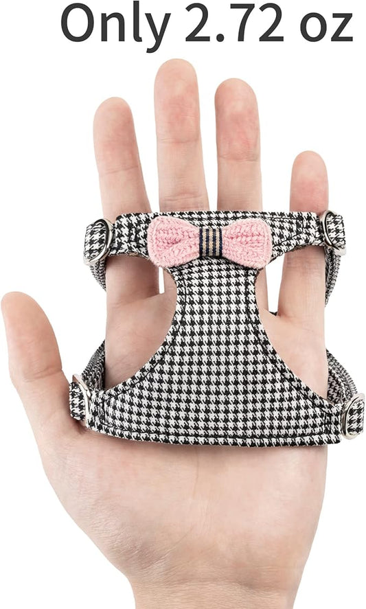 Puppytie No Pull Dog Harness with Multifunction Dog Leash,Soft Adjustable No Choke Escape Proof Pet Harness Vest for Medium Dogs,Knitted Brown,M Puppytie