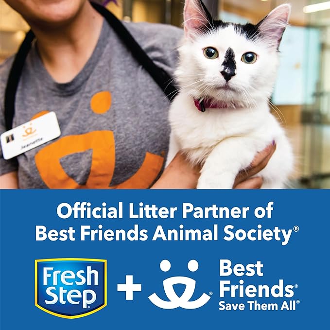 Fresh Step Light Weight Cat Litter Extreme With Febreze Freshness, Lightweight Clumping Litter, 15.4 lb. Box - PAWPICO
