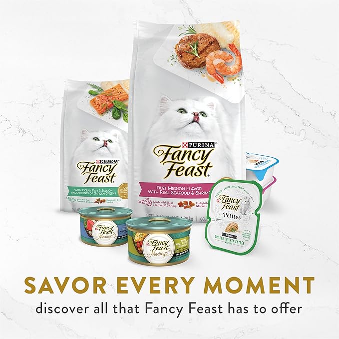 Purina Fancy Feast Lickable Wet Cat Food Broth Topper, Creamy With Tuna, Chicken, and Whitefish - (Pack of 16) 1.4 oz. Pouches - PAWPICO