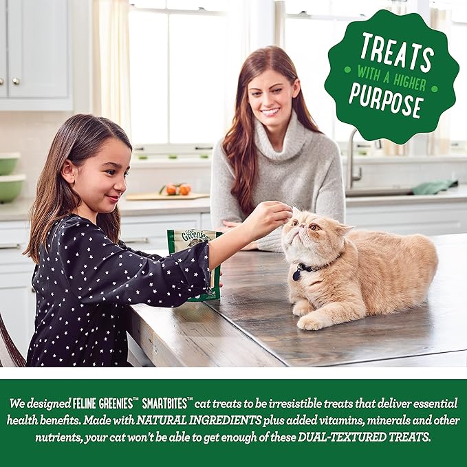 FELINE GREENIES SMARTBITES Skin & Fur Health Crunchy and Soft Natural Cat Treats, Salmon Flavor, 4.6 oz. Pack GREENIES
