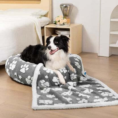 Donut Dog Beds for Medium Dogs, Calming Round Cat Beds for Indoor Cats, Cute 3D Textured Paw Pet Bed with Removable Washable Cover and Anti-Slip Bottom（Grey，30"） - PAWPICO