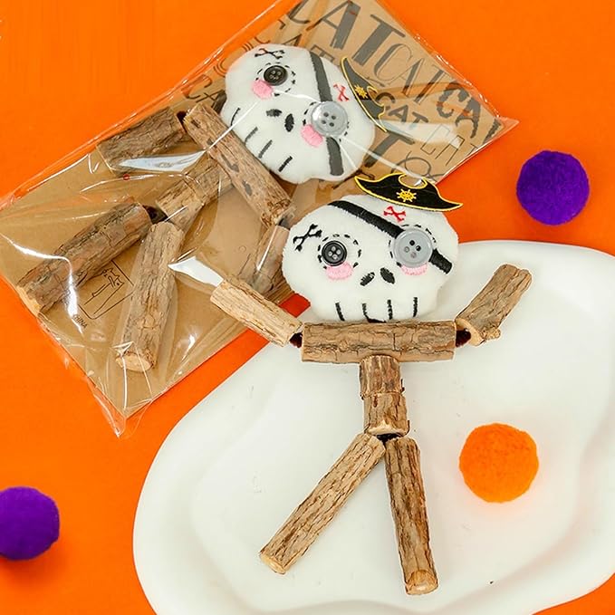 Halloween Pirate Matatabi Cat Chew Toy - Skull Design, Natural Teeth Cleaning and Stress Relief Interactive Toy for Cats - PAWPICO