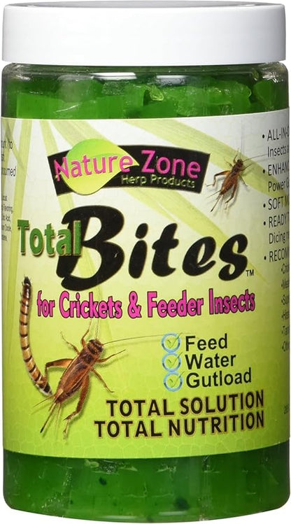 SNZ54511 Feeder Insects Total Bites Soft Moist Food with Spirulina, 9-Ounce Nature+Zone
